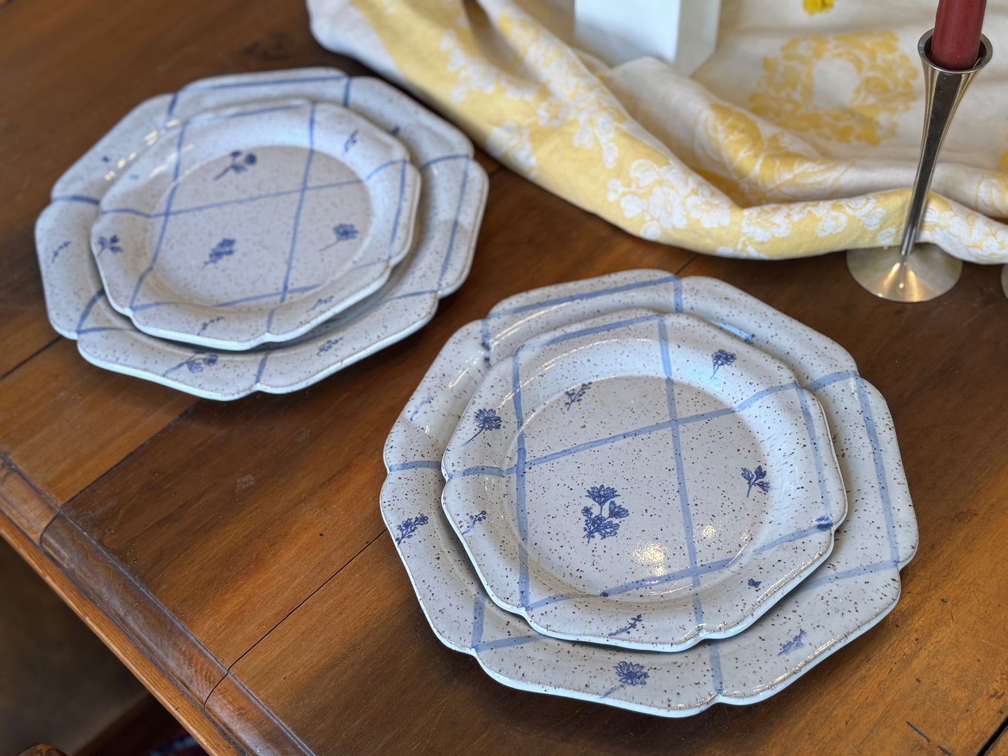 Floral Crosshatch Dinner Set