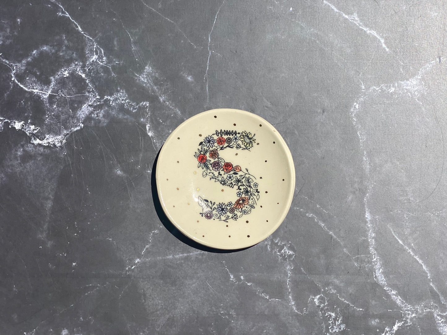 S Ring Dish