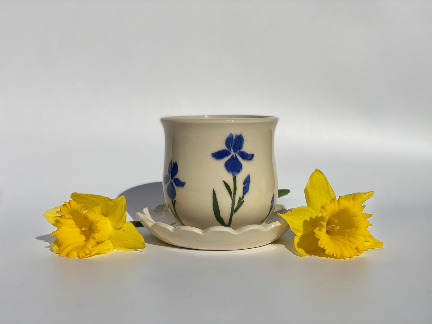 Iris Teacup Set